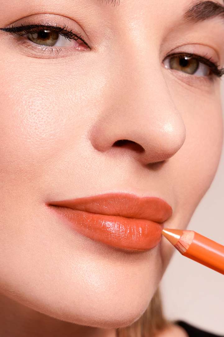 Matita rossetto Ph sensibile CORALLO LEPO | Acquista Online Erba Mistica