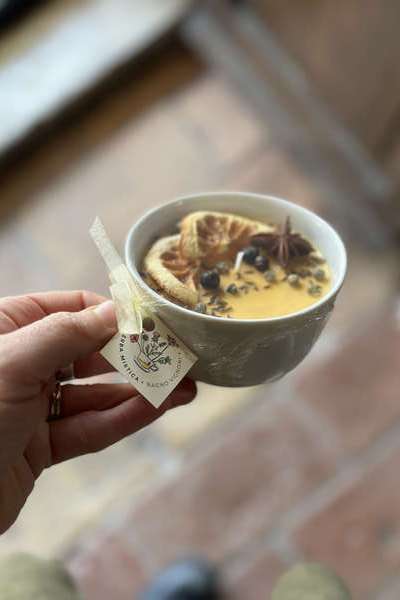 Candela tazza ARANCIO ERBA MISTICA | Acquista Online Erba Mistica